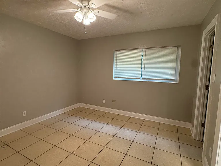820-3 California St #3 — Photo 11