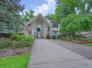 28871 Hidden Trl, Farmington Hills, MI 48331