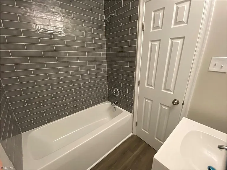 7120 Clarion Ln — Photo 11