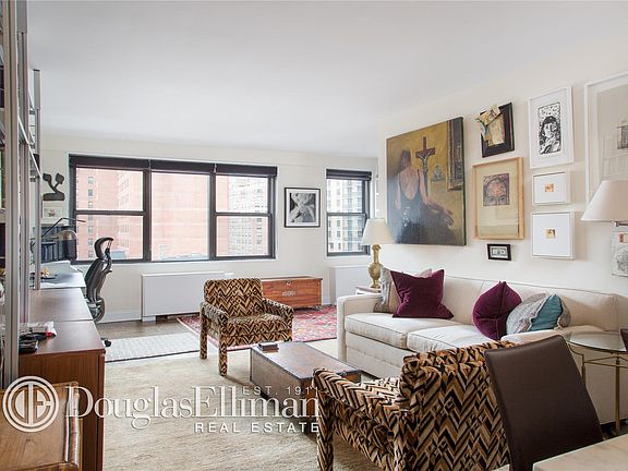 2nd image of 200 E 27th St APT 9X