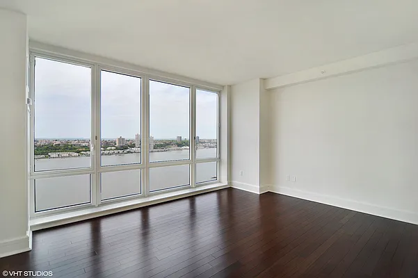 Rented by Manhattan Miami Real Estate | media 10