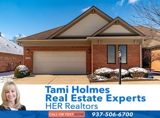 7101 Salem Crossing Pl, Englewood, OH 45322