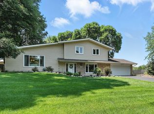 17925 28th Ave N, Plymouth, MN 55447