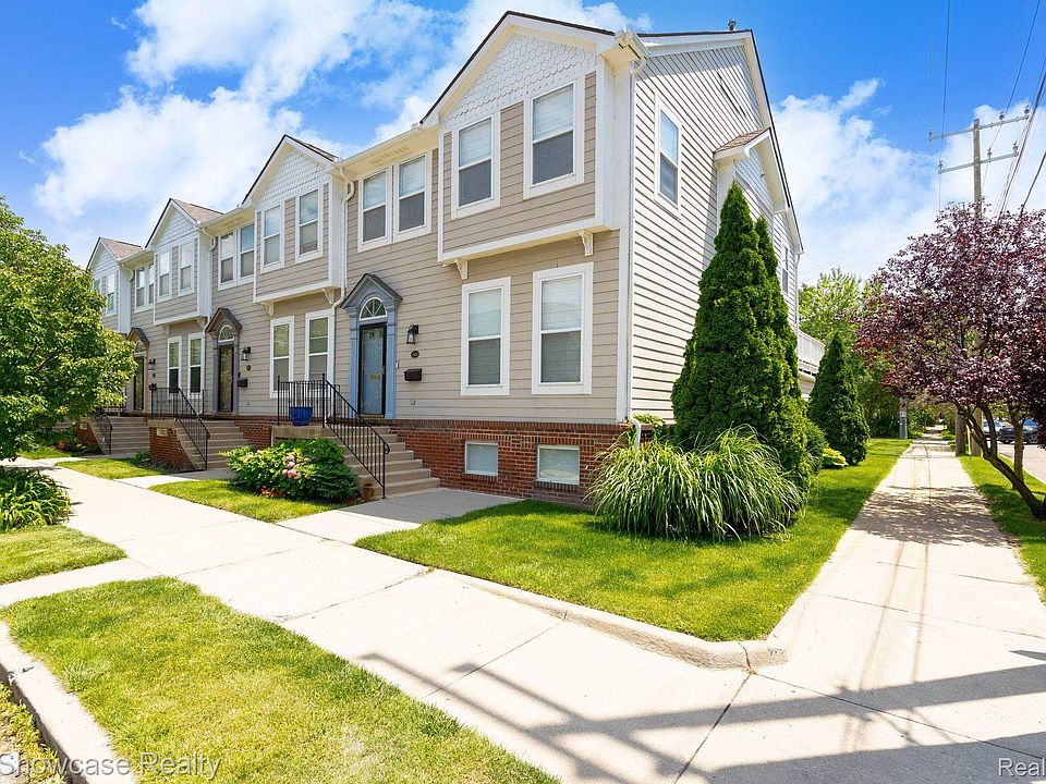 1st image of 1365 Bagley St #6