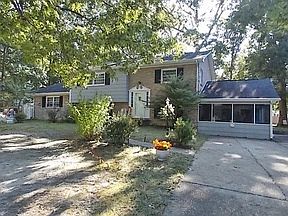 2nd image of 11610 Chester Rd