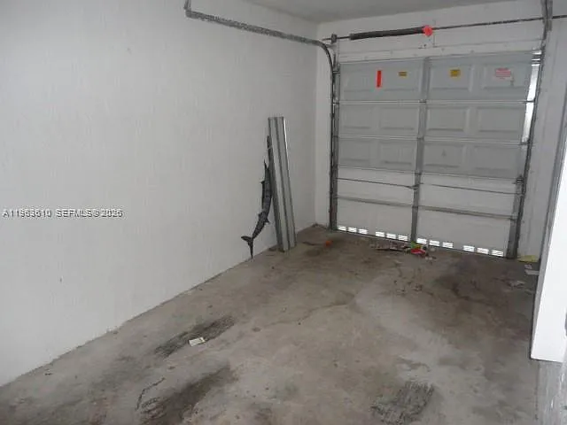 875 SW 6th Pl #TOWNHOUSE — Photo 7