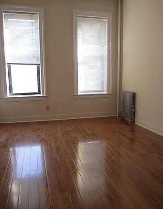 4th image of 2505 40th Ave APT 5