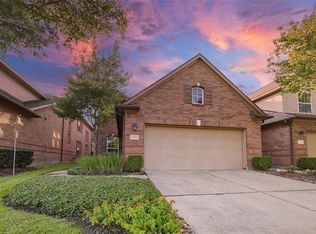 1154 Glenwood Canyon Ln, Houston, TX 77077