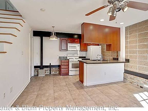 3rd image of 2719 Laurel St