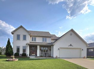 8401 Kingsway Ln, Sturtevant, WI 53177