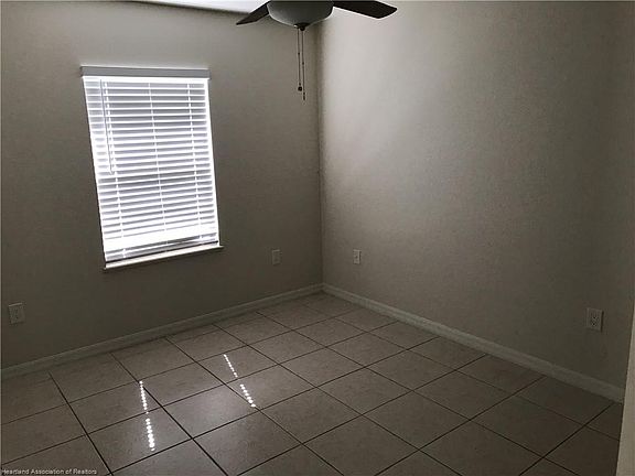 5th image of 585 Vanguard Ave NW