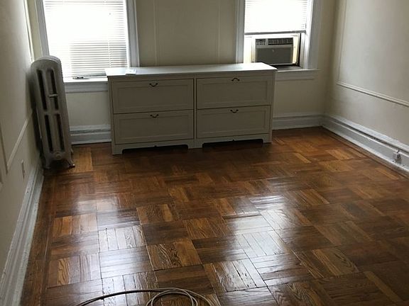 4th image of 2305 30th Ave APT A6
