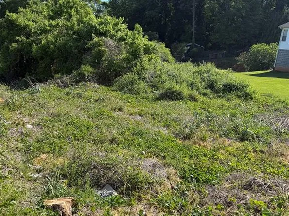 517 Mount Crest Dr #29, Gainesville, GA 30501