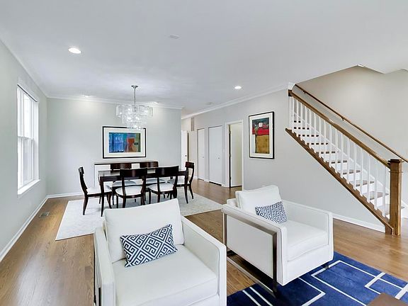 3rd image of 4856 S Cornell Ave