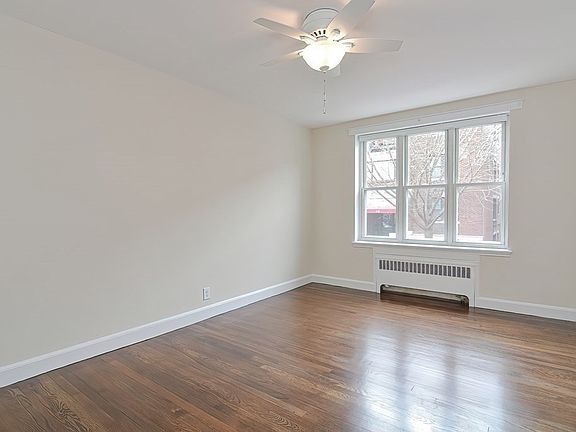 5th image of 35 Chiswick Rd APT 4