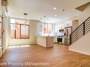 8017B Mary Ave NW, Seattle, WA 98117