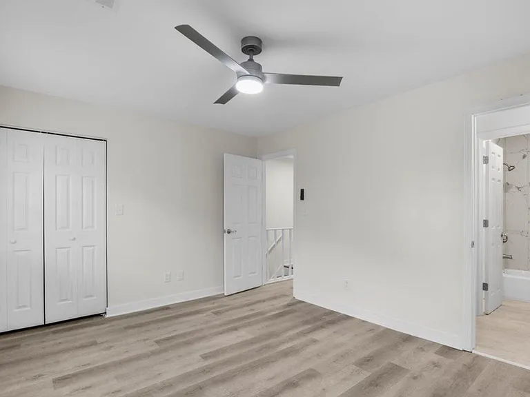 4918 Pompano Ct — Photo 22