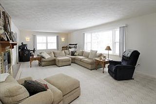 1st image of 1457 W Gull Lake Dr