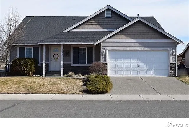 2522 N Ellington St — Photo 1