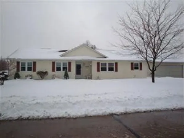 903 Deer Run, Amherst, OH 44001