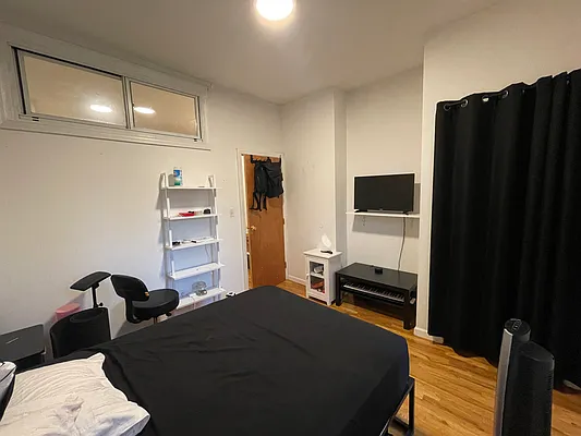 Rented by Coda Real Estate NYC | media 13