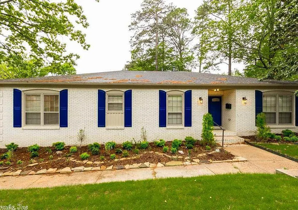 14 Evergreen Ct