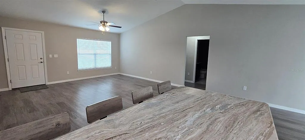 3 bed, 2.0 bath, 1398 sqft, $1,750 — Photo 4