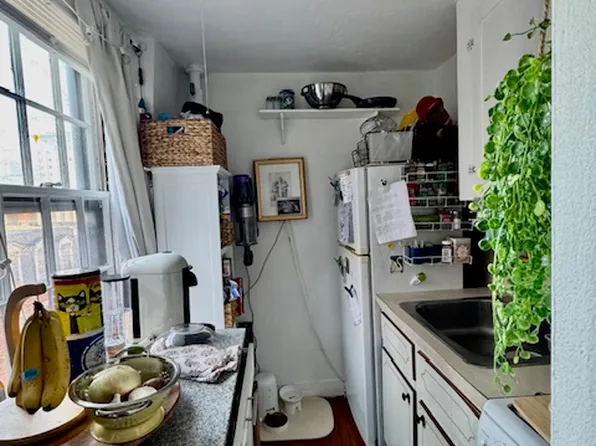 56 S Russell St, Boston, MA