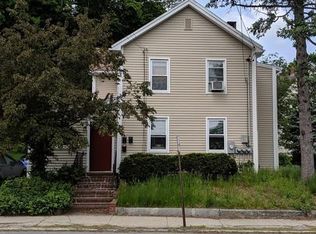 70 Market St, Amesbury, MA 01913