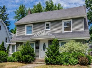 132 Converse St, Longmeadow, MA 01106