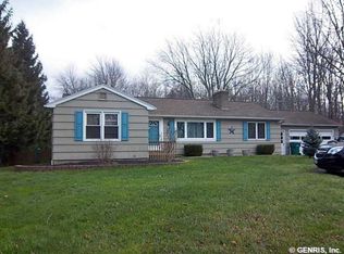 280 Webster Rd, Webster, NY 14580