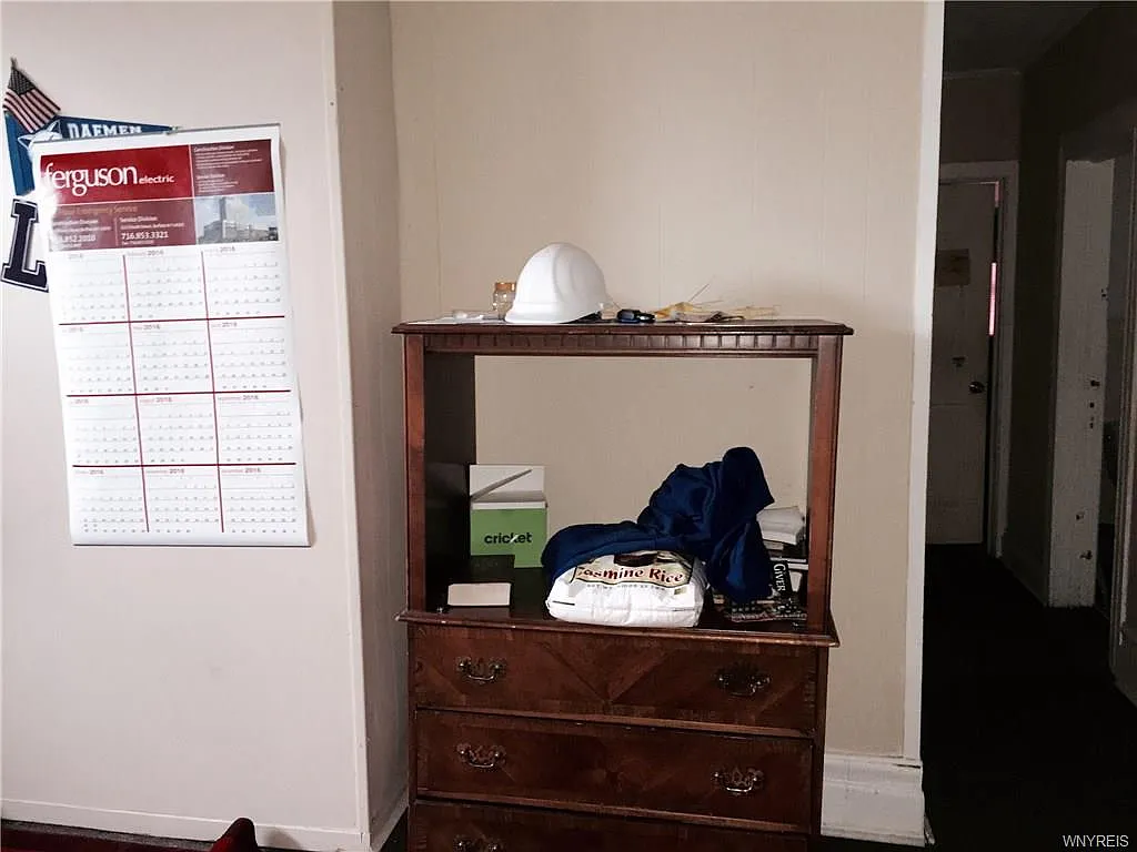 2 bed, 900 sqft, $975 — Photo 2