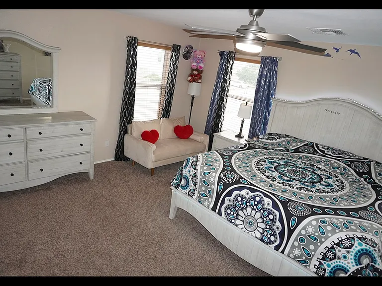 276 E Monterey Cypress St — Photo 23