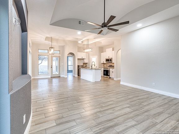 5th image of 22907 SKILA DR