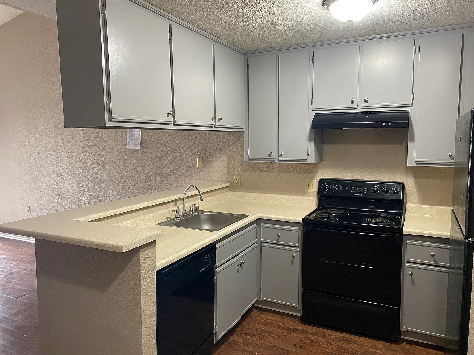 Camino Woods Apartments — Photo 4
