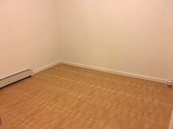 5th image of 2524 124th St #1FL