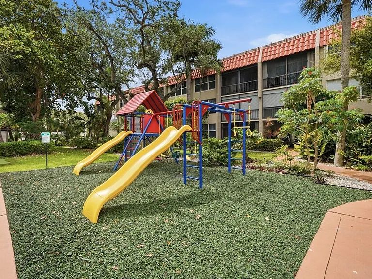 777 S Federal Hwy #104-L — Photo 56