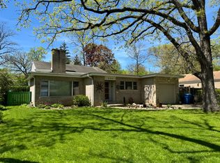 238 Ridge Rd, Highland Park, IL 60035