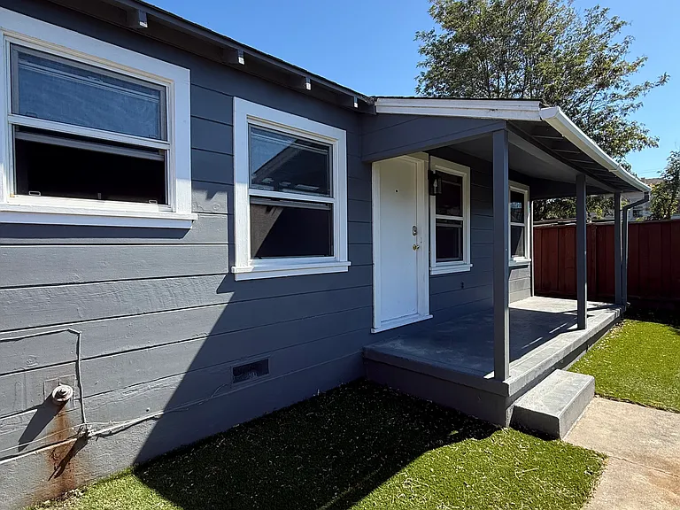 3812 King Ln #3814 — Photo 2