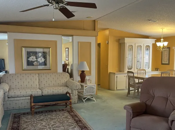 2123 Friendship Dr, Palmetto, FL 34221