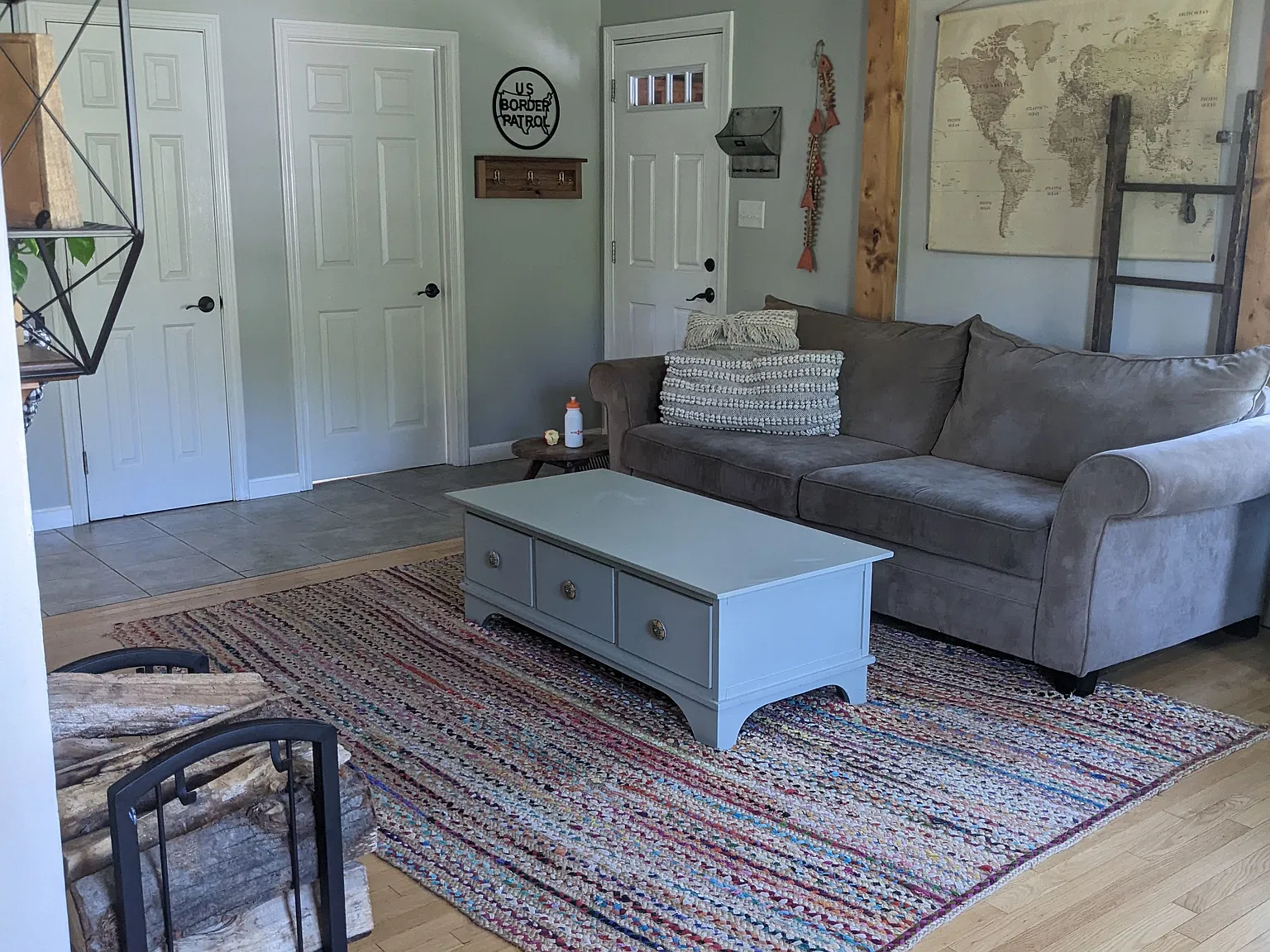 4 bed, 2117 sqft, $3,400 — Photo 3