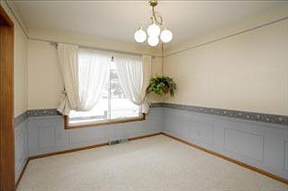 5th image of 435 S Moorland Dr