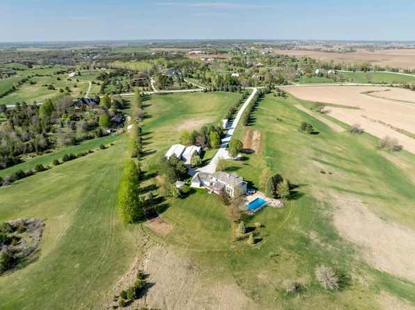 23171 Harrison St, Gretna, NE 68028