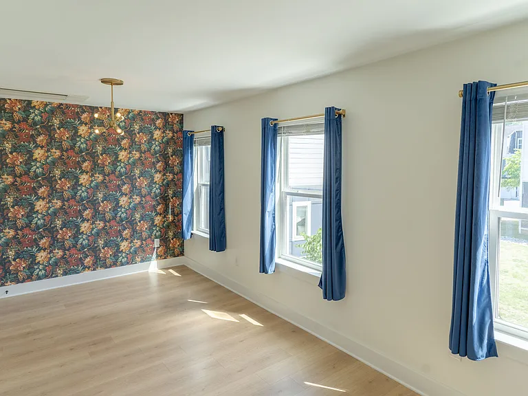 110 Duke St — Photo 23