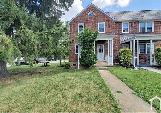 301 Westowne Rd #1
