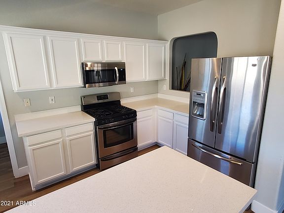 3rd image of 9432 E Whitewing Dr