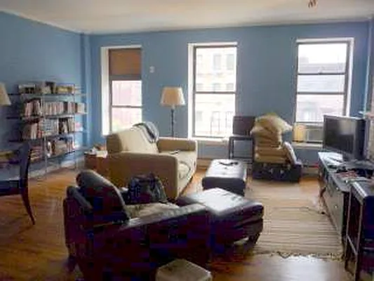 Rented by Picture Realty Inc. | media 33