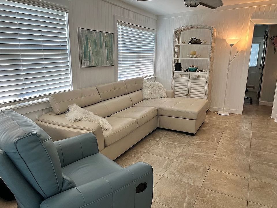 LR Sleep Sofa