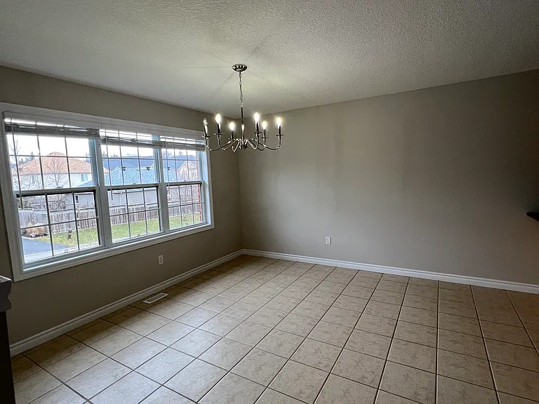 47 Pettitt Dr — Photo 3