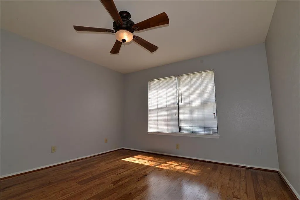 Plano home on a Cul-de-Sac! — Photo 4